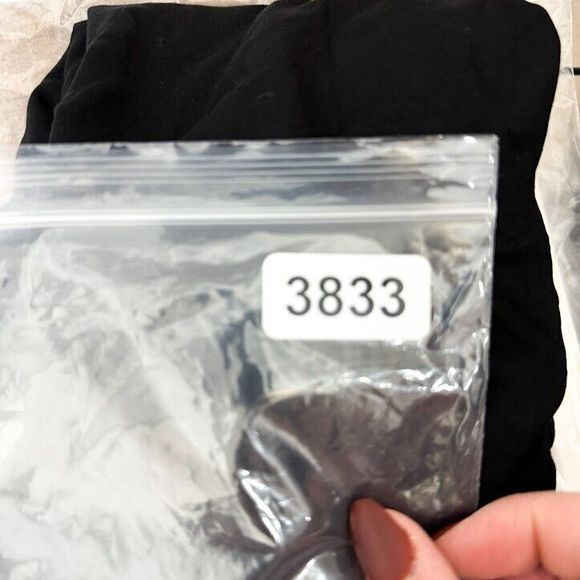 Project Social T Aubrey Ruched Side Long Sleeve Top Womens Black Size Medium NWT - Picture 9 of 9